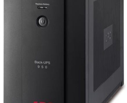 APC BACK UP 950V,  230V, AVR IEC SOCKETS